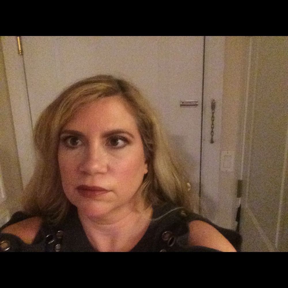 Meet your Posher, Christine